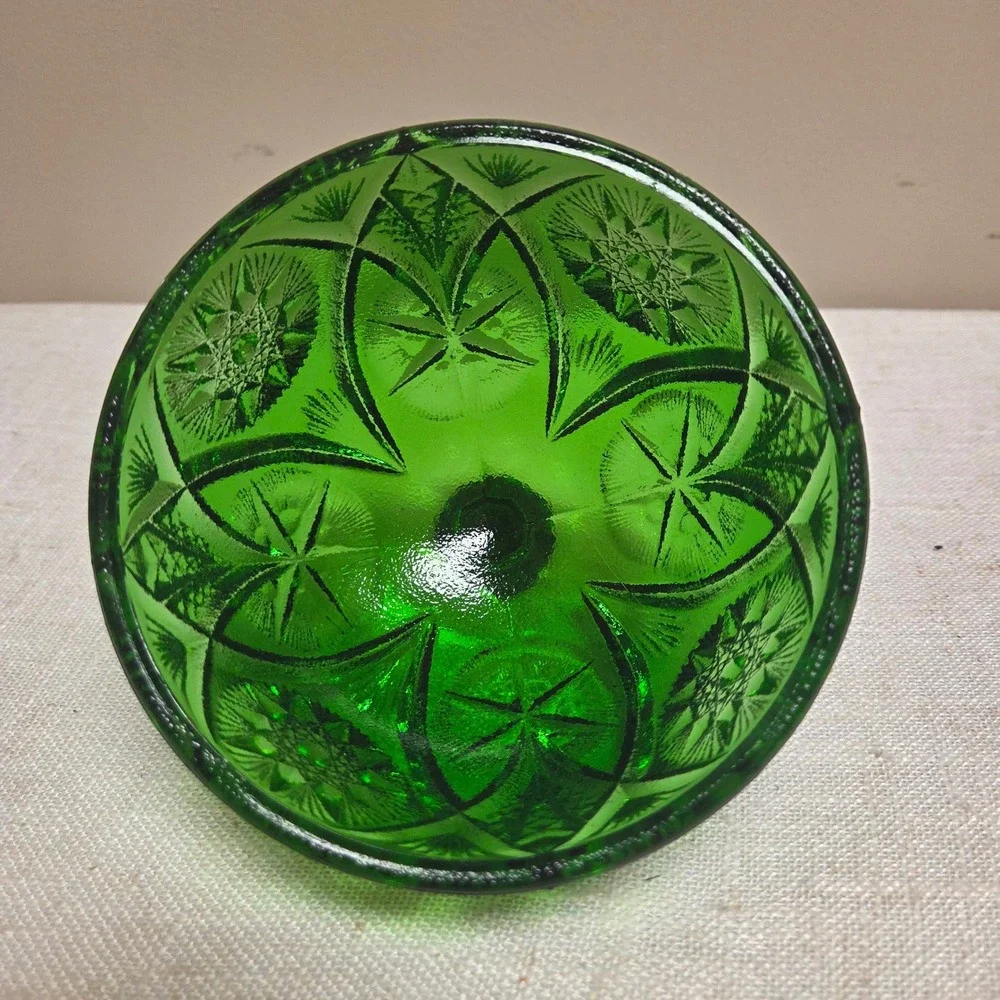 Vintage Emerald Green Glass Butter Dish Starburst Sawtooth - Picture 8 of 8